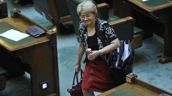 cristiana anghel a demisionat din alde