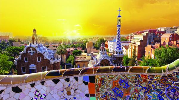 destinatia saptamanii barcelona culoare strazi animate si arhitectura impresionanta