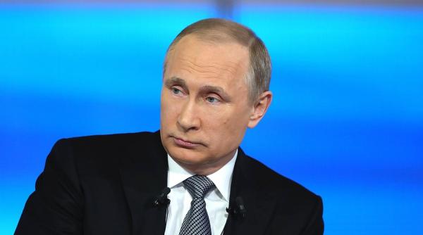 vladimir putin cere complexului militar industrial rus sa dezvolte arme robotice si sa acorde o atentie speciala infanteriei