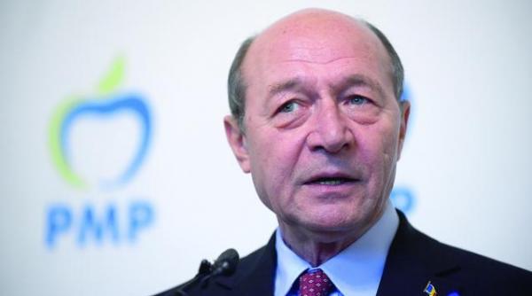 scandal in politica ce legatura are basescu cu cearta din interiorul pnl