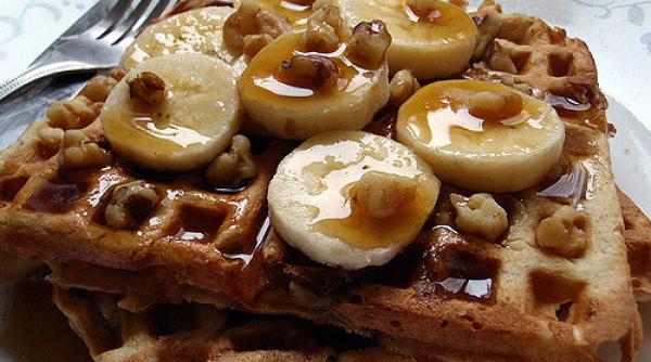 reteta zilei vafe cu unt si scortisoara