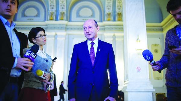 basescu si a anuntat capitularea