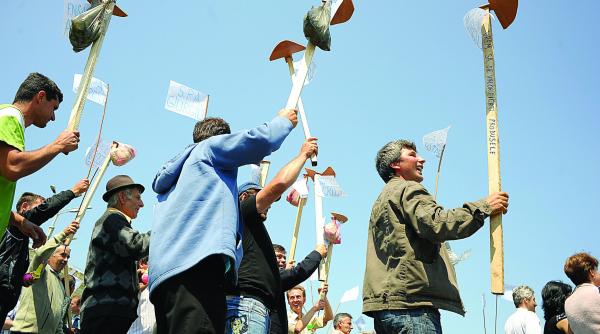 sporul de smecher si premiul pentru prezenta la serviciu asteapta la rand