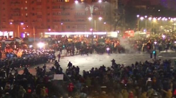 zeci de persoane audiate in timpul noptii dupa violentele de la protestul de miercuri