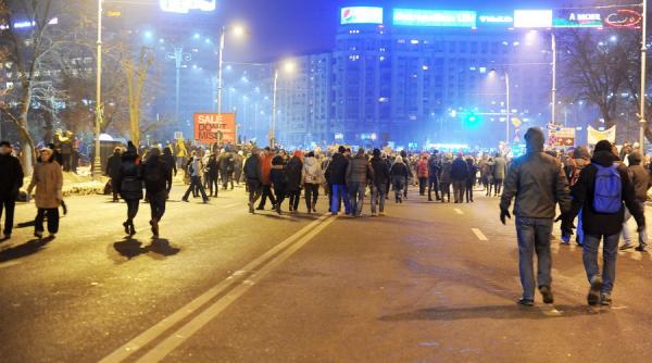 a 7 a zi de proteste in fata guvernului