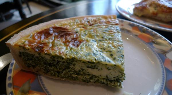 reteta zilei bourekas cu spanac si feta