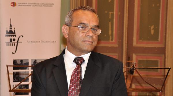 localitate caut primar si personal calificat