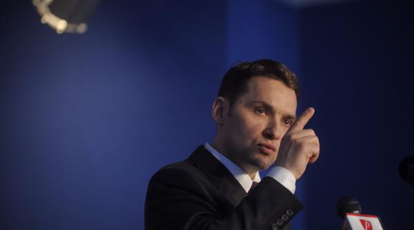 dan sova cere in instanta sesizarea ccr cu o exceptie pe abuz in serviciu