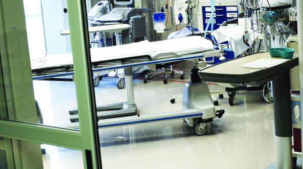 situatie absurda operatii doar intre 8 00 si 15 00