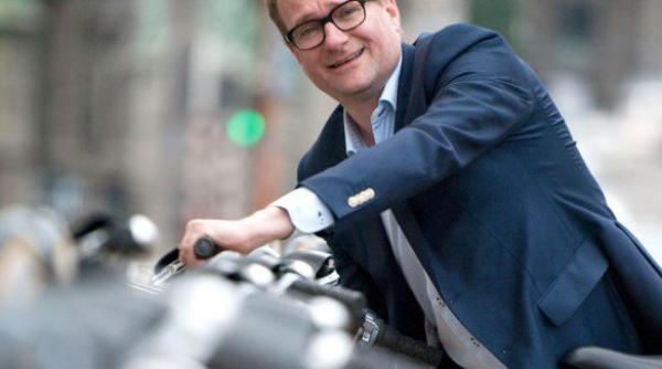 belgia i s a furat bicicleta ministrului care promoveaza mersul cu bicicleta