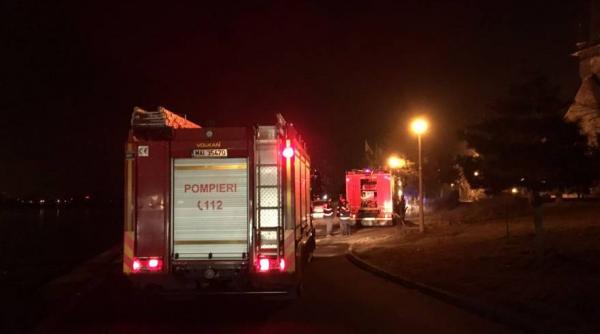 constanta biserica din lemn de langa lacul tabacarie a luat foc