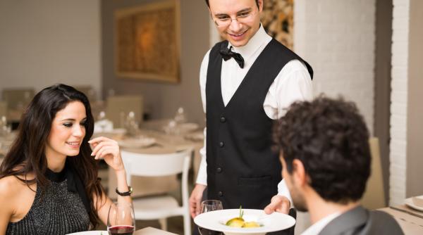 reguli de eticheta cu nadina campean barbatul mereu cu un pas inainte