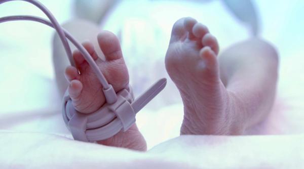 rujeola a mai facut o victima