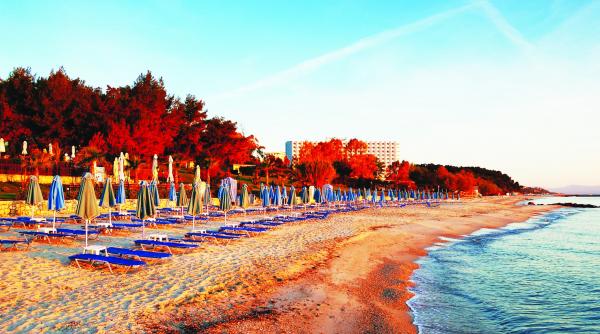 descopera plajele superbe la care ajungi cu masina