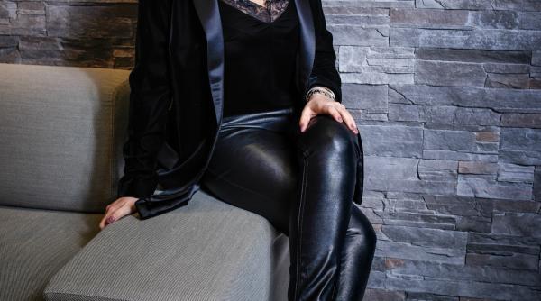 happy channel ioana ginghina si virginia rogin joaca in iserialul cand mama nu i acasa