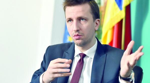 eromania si eacademie tepe la buget