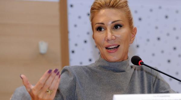 raluca turcan cred ca usr poate sa vina natural alaturi de pnl fie intr o alianta fie prin fuziune