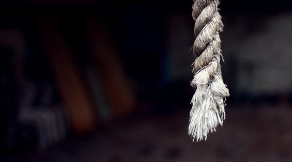 tragedie intr o localitate giurgiuveana un tanar a decis sa si ia viata