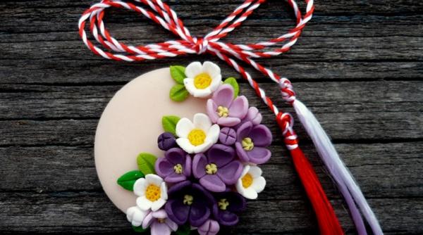 ghid de bune maniere cum alegem martisoarele si cum le daruim