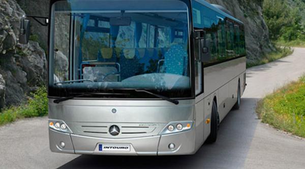mercedes recheama autobuze destinate transportului in comun