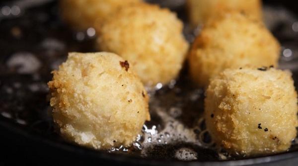 retete romanesti parjoale de cartofi pentru miercurea stramba