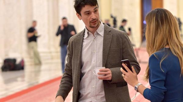 un deputat usr a mancat saratele din cosul de gunoi