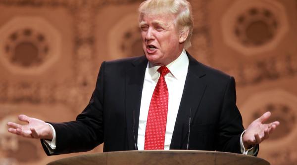 vizita lui donald trump in marea britanie a fost amanata pana in octombrie