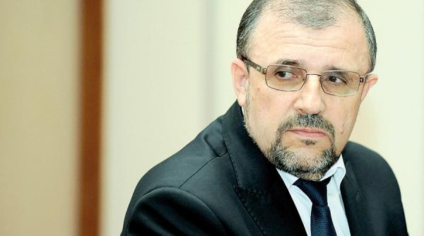 dsvsa bucuresti s a pricopsit cu un director penal