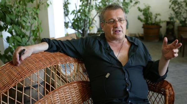 mircea dinescu audiat in dosarul revolutiei