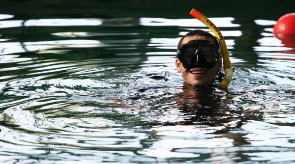 s a aflat cata urina este in piscinele publice