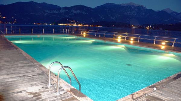 studiu intr o piscina pot exista zeci de litri de urina