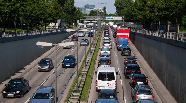 trafic restrictionat in zona gradinii icoanei din capitala