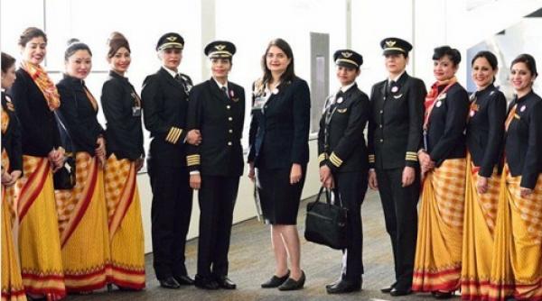 air india a efectuat primul zbor in jurul lumii cu personal exclusiv feminin