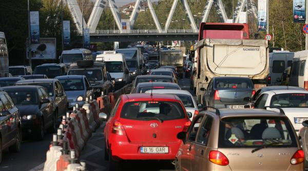 bucuresti un adolescent s a electrocutat pe pasarela de cale ferata de la miorita