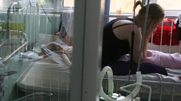 oradea copil de 2 ani decedat din cauza rujeolei