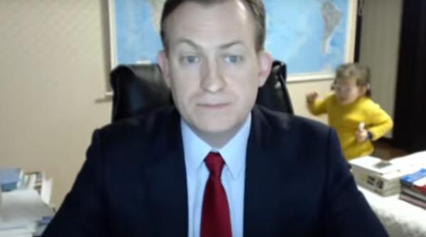 video viral scene ilare in timpul unui interviu bbc