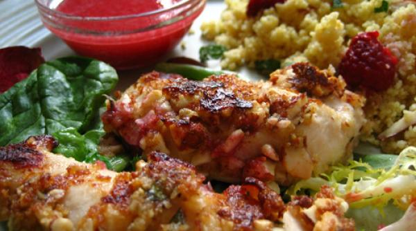 reteta zilei coquelet in crusta marmorata cu sos de sfecla rosie si zmeura