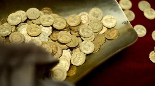 hunedoara monede dacice si un detector de metale ridicate in urma perchezitiilor la braconierii arheologici din muntii orastiei