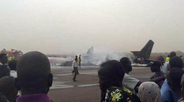 cel putin 44 de oameni au murit intr un accindent aviatic in sudanul de sud
