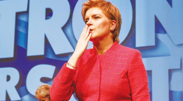nicola sturgeon ameninta marea britanie