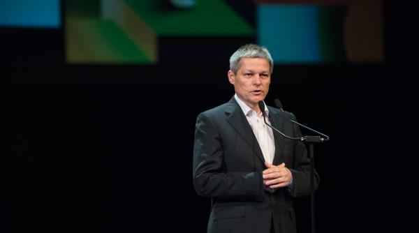 elefantul cici nu mai pare urias pentru nicusor dan