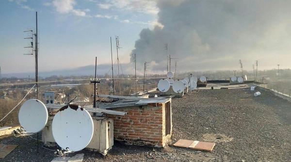 video galerie foto explozii in lant si incendiu puternic la un depozit de munitie din ucraina