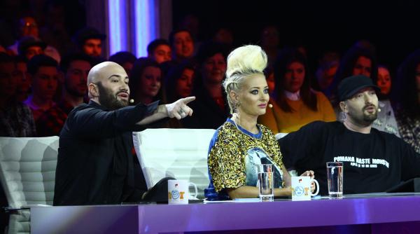 bendeac acorda prim ajutor unui concurent insa acesta nu pare sa aprecieze gestul la adevarata valoare