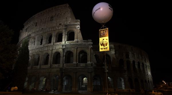 peste 80 din omenire traieste sub un cer inundat de lumina artificiala