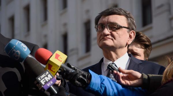 avocatul poporului verifica mancarea proasta adusa de afara