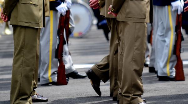 un grup de specialisti rusi vin sa inspecteze o baza militra din romania