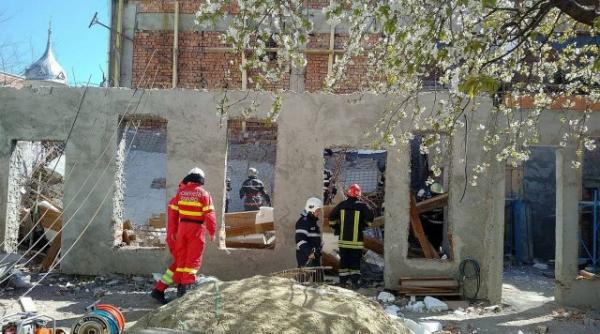 doi oameni au murit la timisoara dupa ce plafonul unui imobil aflat in constructie s a prabusit
