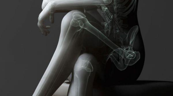 stai picior peste picior gresit afla ce efecte grave poate avea aaceasta postura