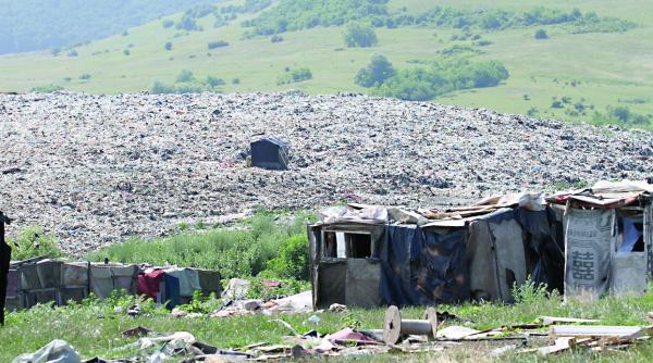 cati bani se fac din deseuri la cluj alte 1 6 mil euro pentru inchiderea unei gropi de gunoi