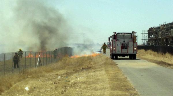 mii de baloti de paie ard in paulesti prahova